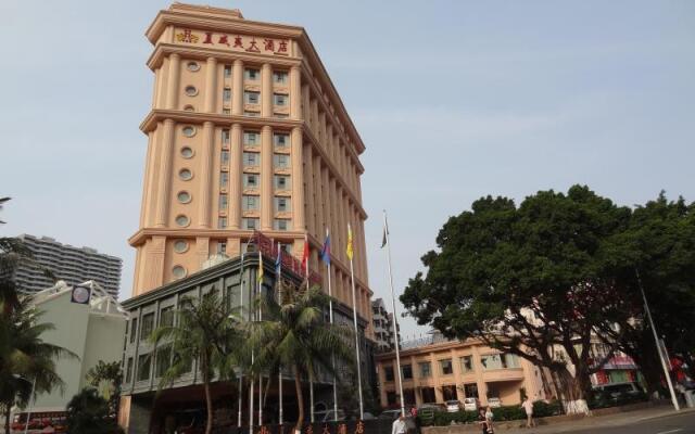 Hawaii Hotel вид на фасад