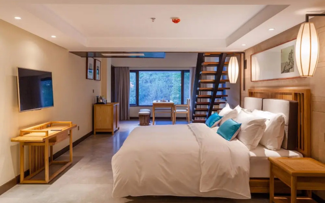 Admirable day Hotel