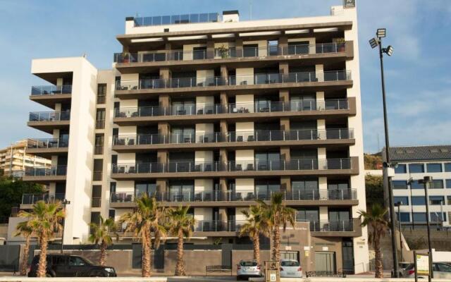 Отель Apartamentos Fuengirola Playa Испания, Фуэнхирола - отзывы, цены и фото номеров - забронировать отель Apartamentos Fuengirola Playa онлайн вид на фасад