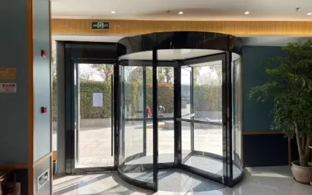 Chenlei Business Travel e Hotel (Shanghai Zhujiajiao Ancient Town)