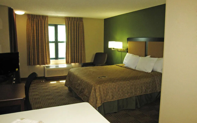 Extended Stay America - Los Angeles - Valencia