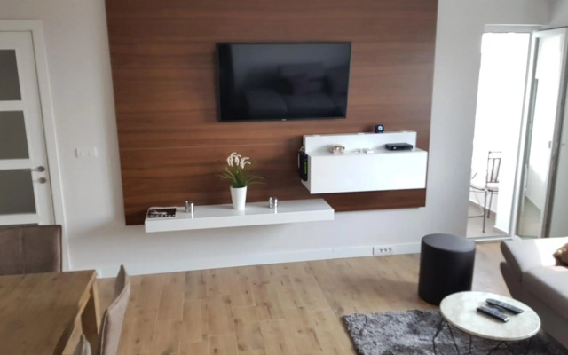Krunska 54