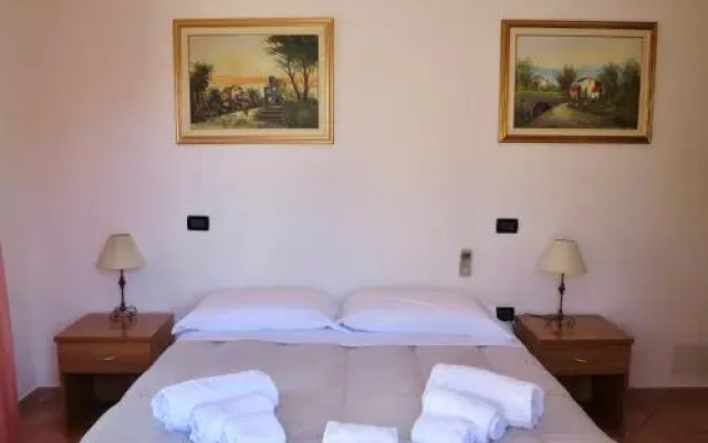 Bed And Breakfast Canarino