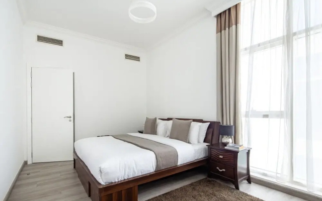 Ravishing 3BR Apartment With Amazing Marina Views