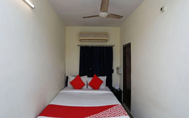 Oyo 13906 Vinita Inn