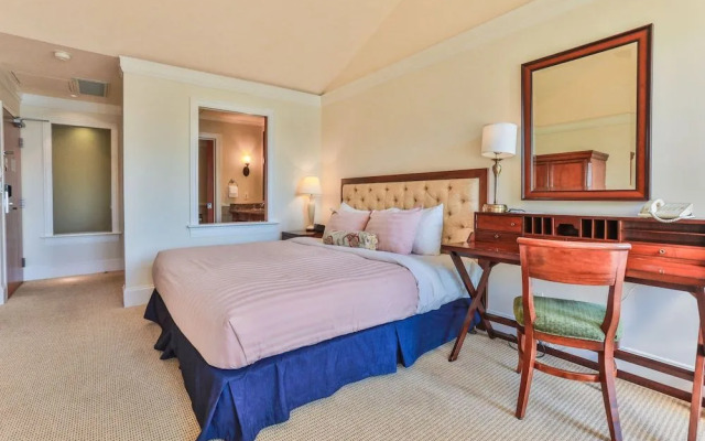 Poets Cove Resort & Spa