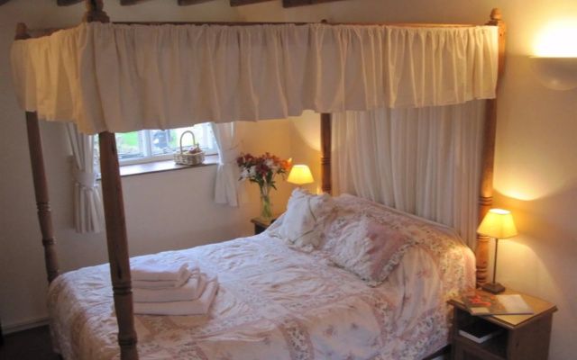 Guiting Guest House