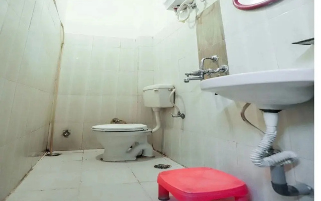 Hotel Shweta by OYO Rooms