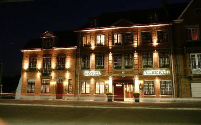 Hotel Albert I вид на фасад