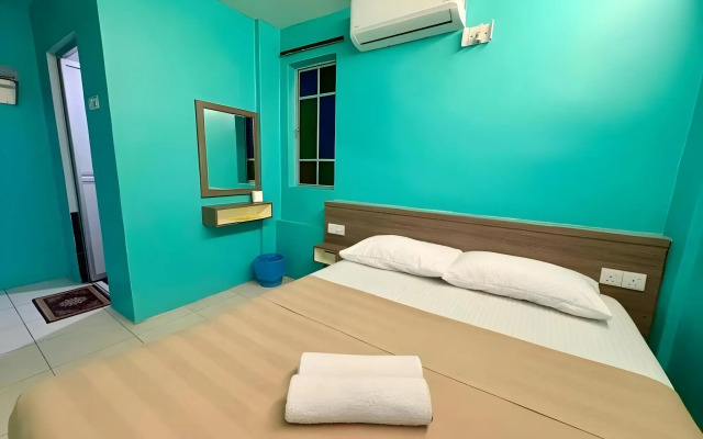Qish Hotel