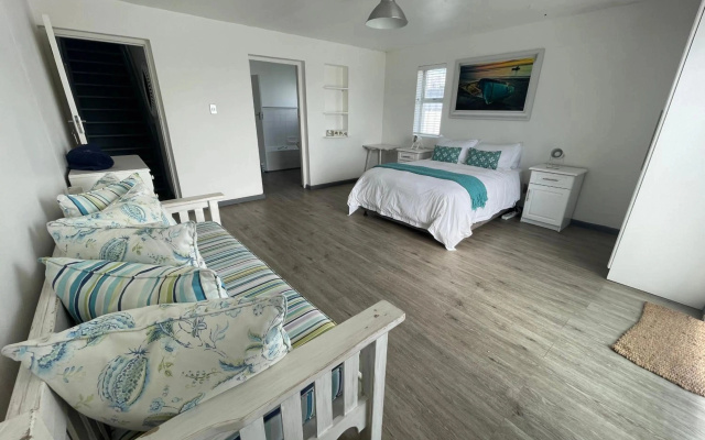 Harbour House 25