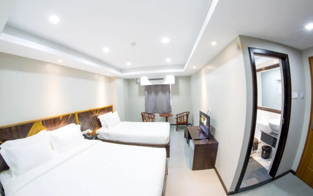 Tristar Hotel