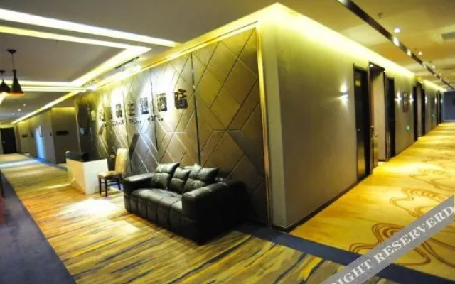 Silver Shuke Boutique Theme Hotel