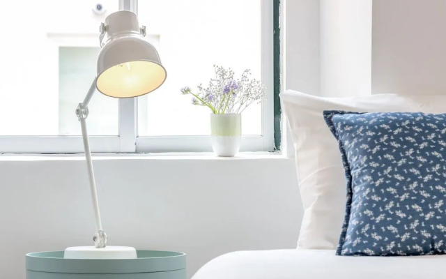 Bright & Spacious Alfama Typical Apartment, By TimeCooler