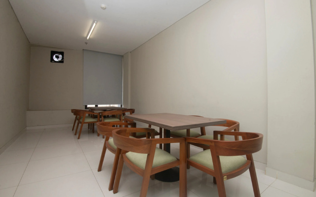 RedDoorz Plus @ Jakarta International Equestrian Park