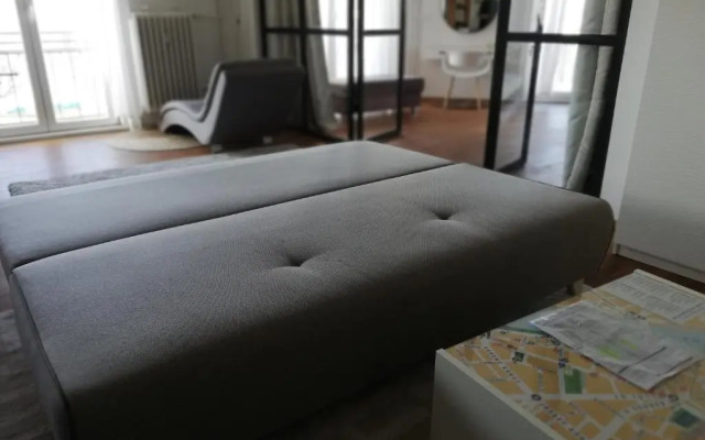 Riverside Panorama Apartment