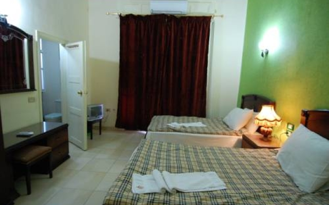 Pharaohs Palace Hostel