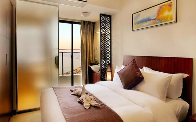 Paxton Vacances Resort & Suites Sanya