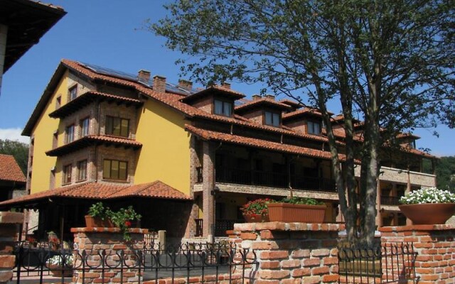 Hotel & Spa Maria Manuela вид на фасад