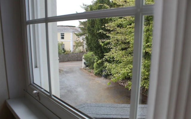 Rose Court Holiday Apartments