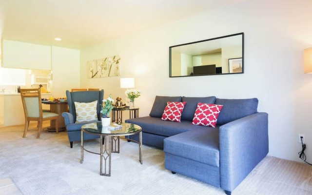 Luxe Golf View Condo Prime Napa Location