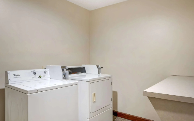 Quality Suites