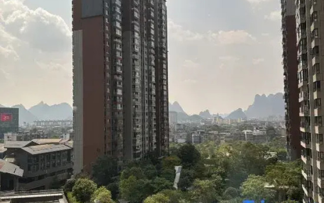 Lime House Hotel (Guilin Station MixC Branch)