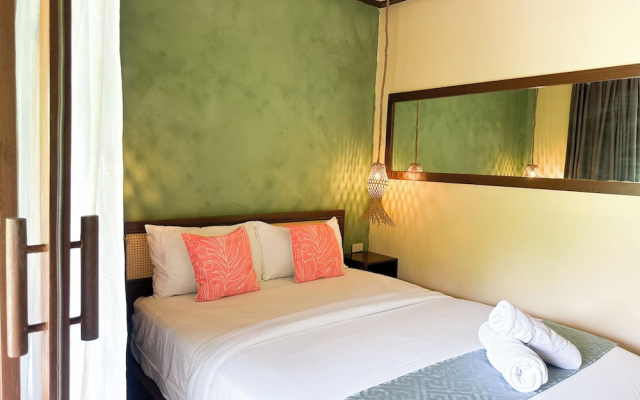 Jungle Nest Resort