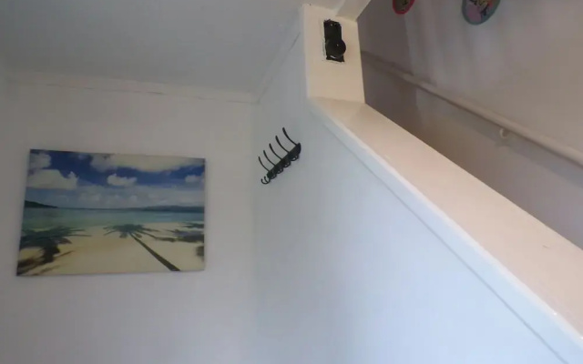 Chelsea Orange Apartment Sleeps10-petsok-parking