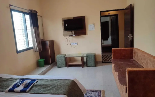 Hotel Shivalay Palace