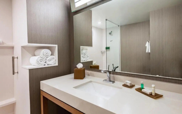 Courtyard by Marriott Winston - Salem Downtown