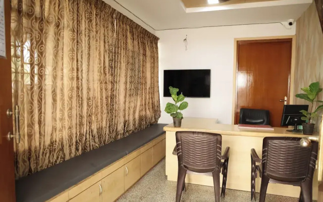 Aaru Residency