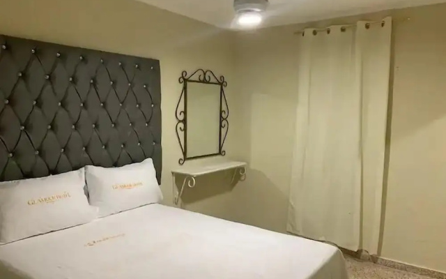 Glamour Hotel