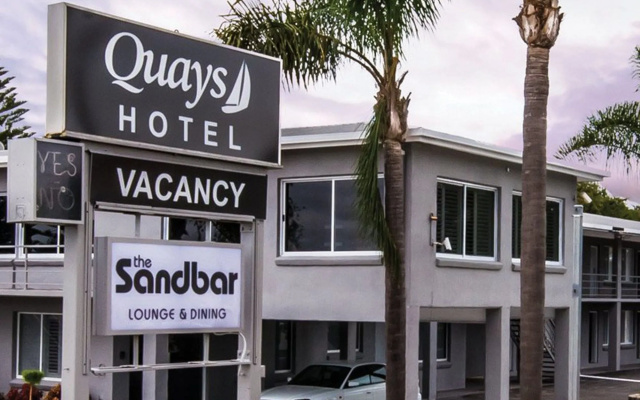 Quays Hotel