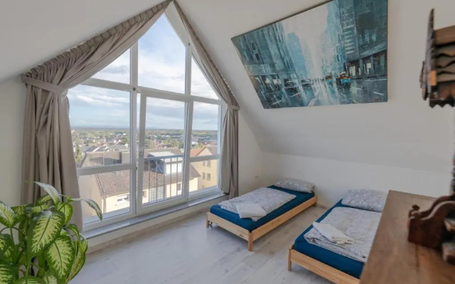 The Beverly Hills of Frankfurt in Hofheim Penthouse or Garden