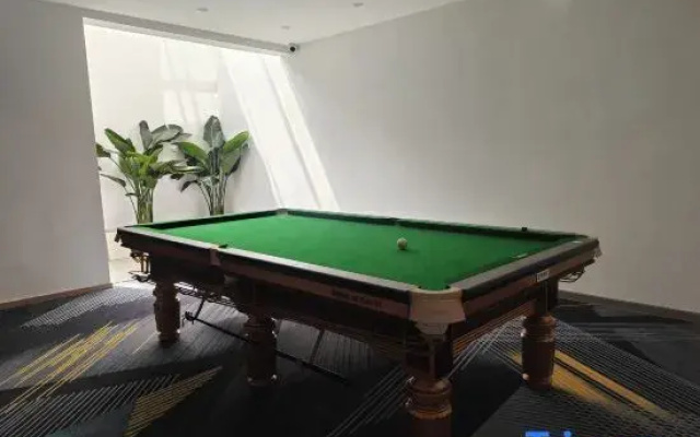 Mangshi Yunbo Shijin Homestay (Mangshi Square)