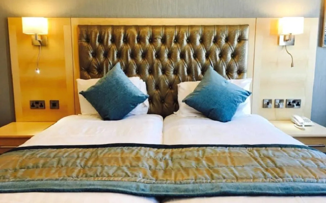 Expanse Hotel
