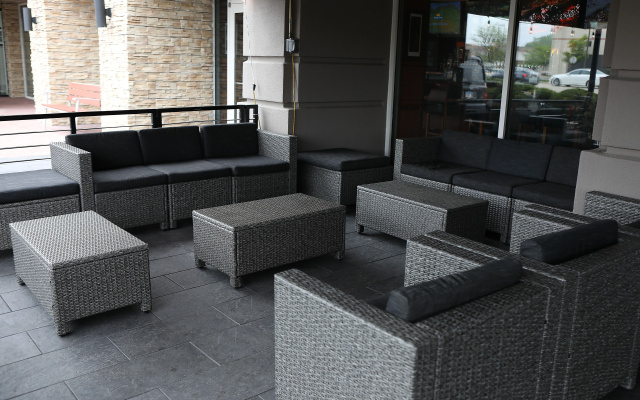 Holiday Inn Chicago Oakbrook by IHG