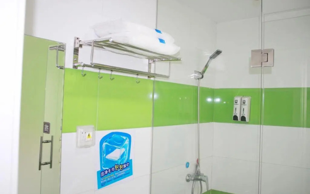 7Days Inn Hangzhou Wenyi Road Wumart Square