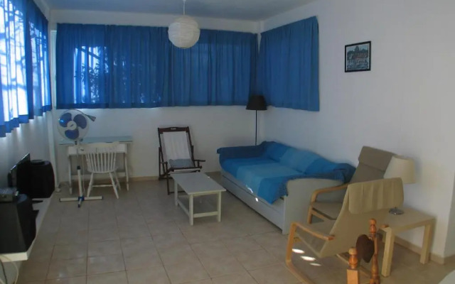 Garden house Karystos