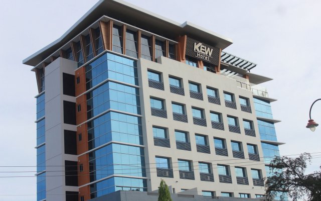 Отель Kew Hotel Филиппины, Тагбиларан - отзывы, цены и фото номеров - забронировать отель Kew Hotel онлайн вид на фасад