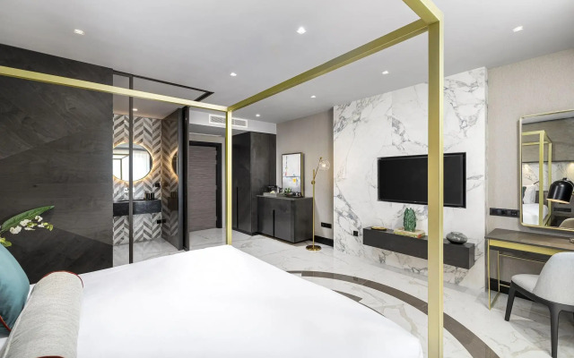Lure Hotel & SPA