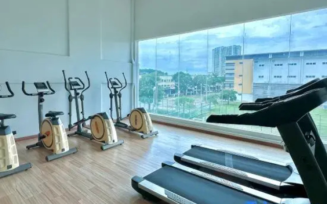 Akademik Suite@ Mount Austin | Studio