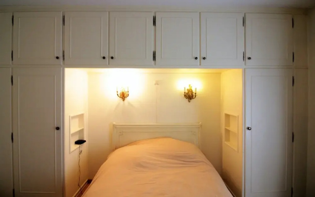 Apartment in Het Zoute Near Zeedijk Promenade