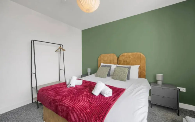 Stylish Modern Apartment - Free Parking - W
