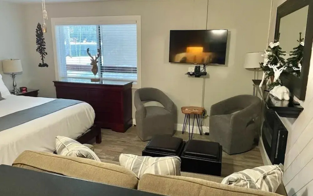 125 Bldg B Condo