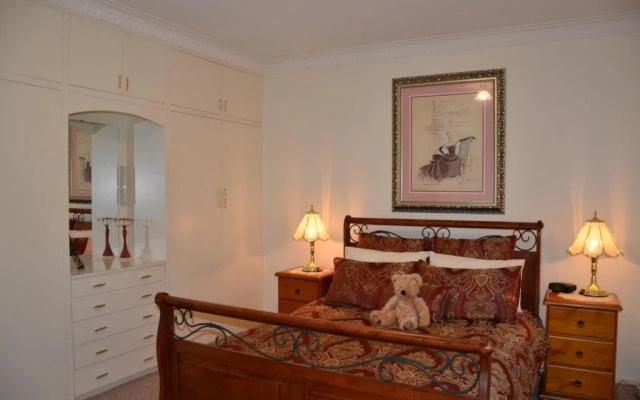 Admurraya House Bed & Breakfast