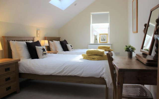 Mistletoe Cottage