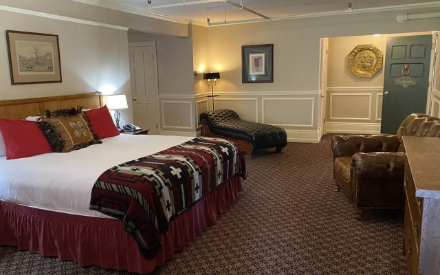 The Historic Redstone Inn