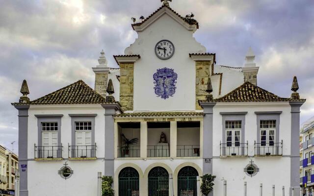 Hotel Cidade de Olhão вид на фасад